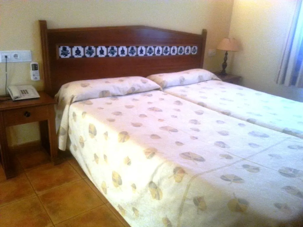 Pension Calatrava Carretera Tabernas 2*,  Spain